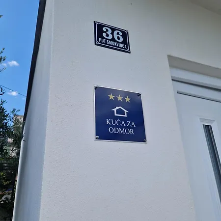 Kuca Za Odmor-mladen *